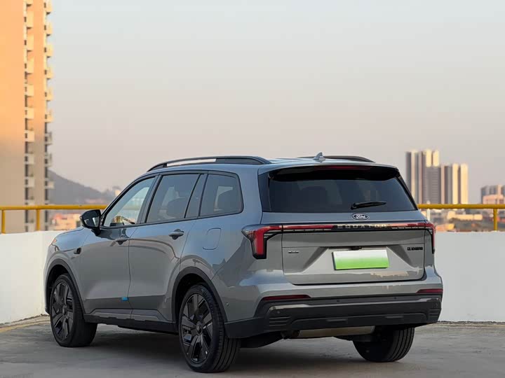 Фото 6 - Ford Equator Hybrid