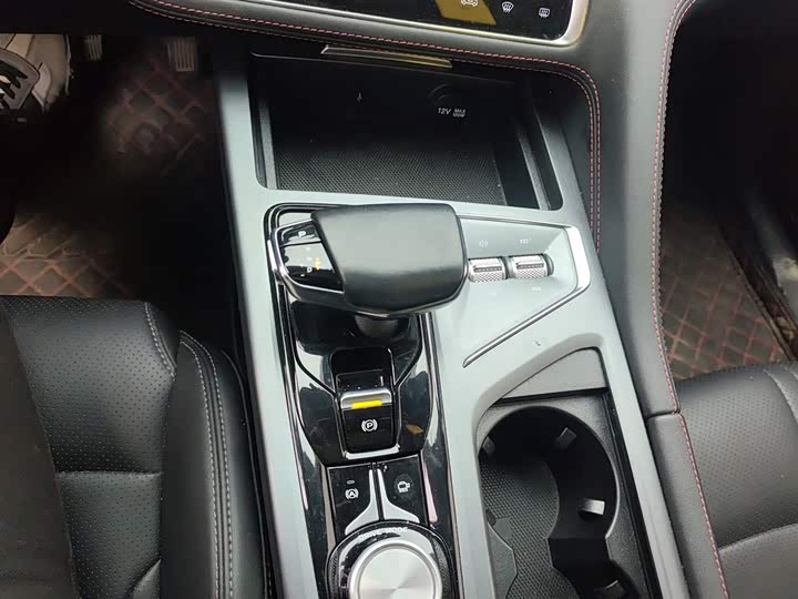 Фото 14 - Changan CS75 Plus