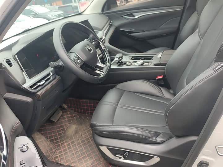 Фото 15 - Changan CS75 Plus