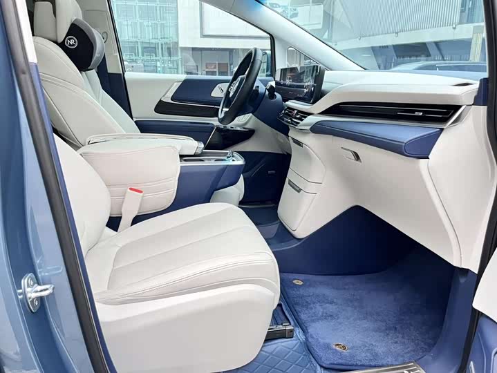 Фото 15 - Buick GL8 Century