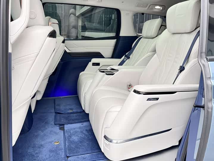 Фото 6 - Buick GL8 Century