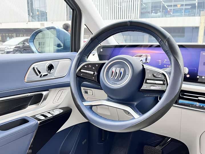 Фото 9 - Buick GL8 Century