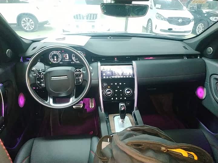 Фото 10 - Land Rover Discovery Sport