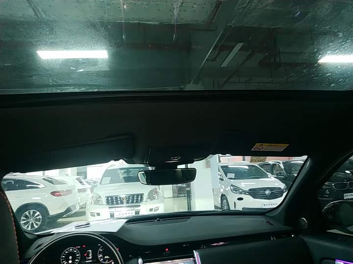 Фото 18 - Land Rover Discovery Sport