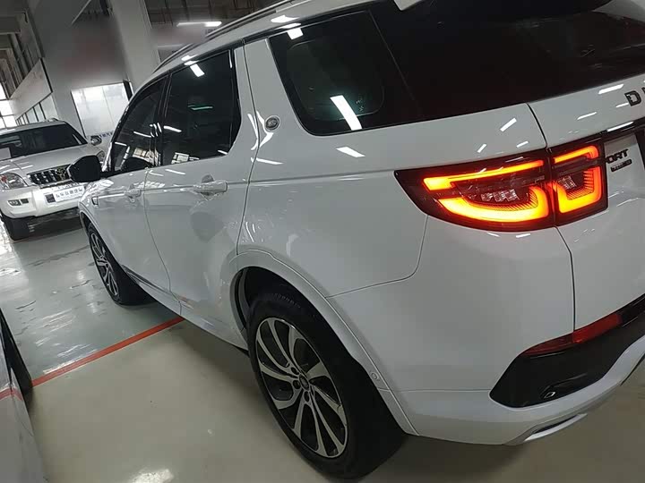 Фото 5 - Land Rover Discovery Sport