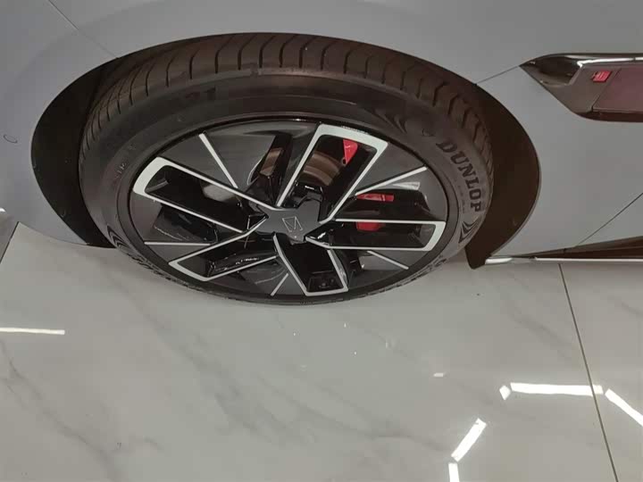 Фото 23 - Avatr 12