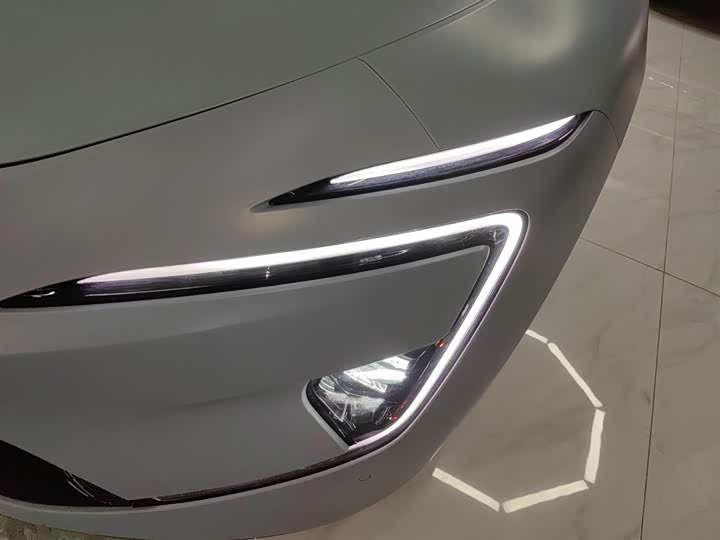 Фото 24 - Avatr 12