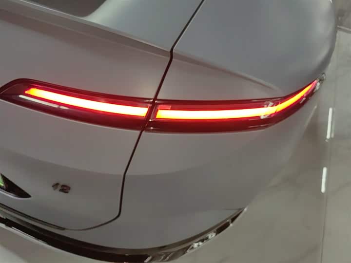 Фото 8 - Avatr 12