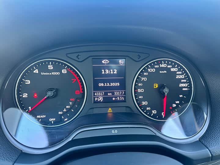 Фото 11 - Audi Q2L