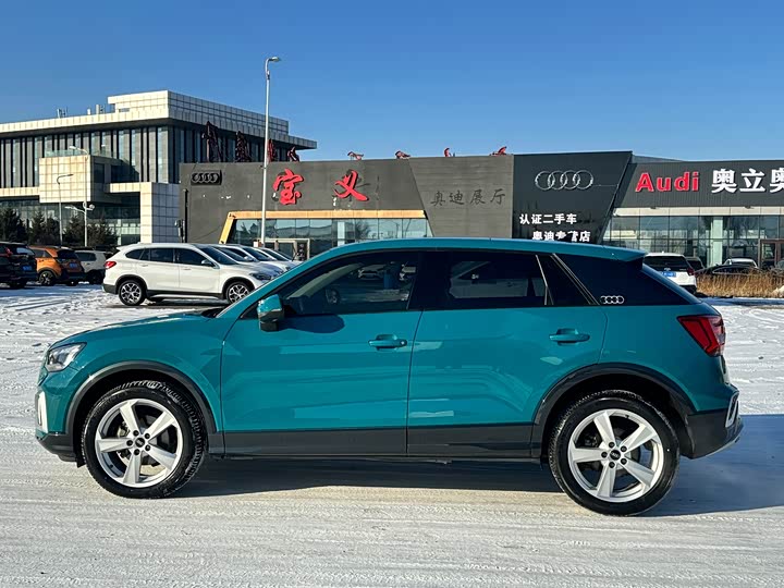 Фото 4 - Audi Q2L