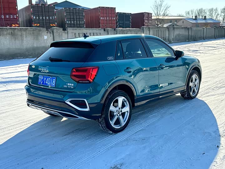 Фото 7 - Audi Q2L