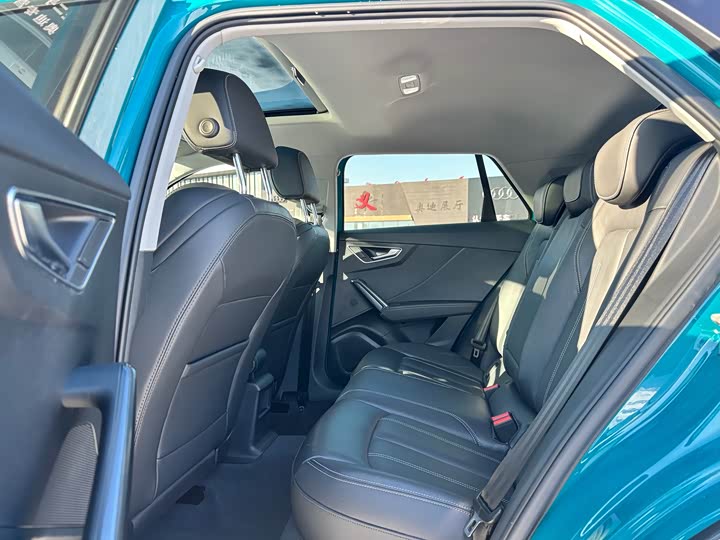 Фото 8 - Audi Q2L