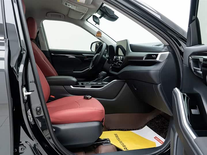 Фото 25 - Toyota Highlander