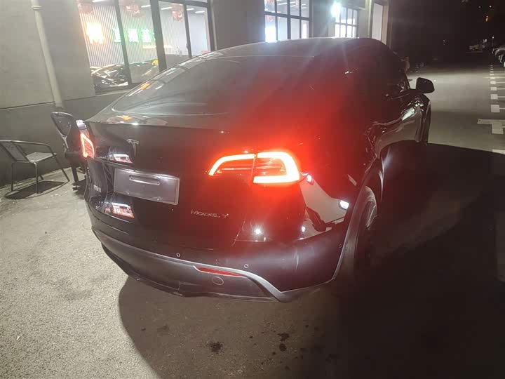 Фото 7 - Tesla Model Y