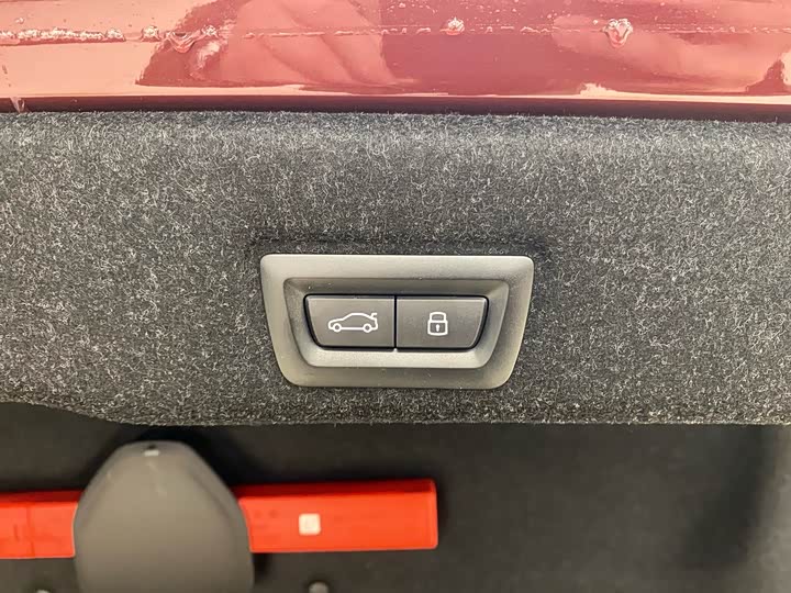 Фото 18 - BMW 5 Series