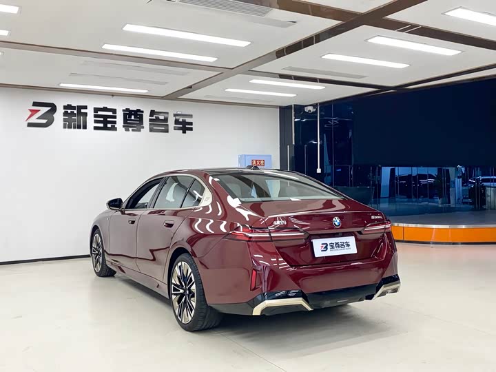 Фото 21 - BMW 5 Series