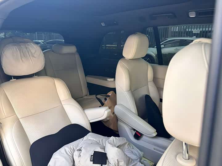 Фото 7 - LiXiang L9