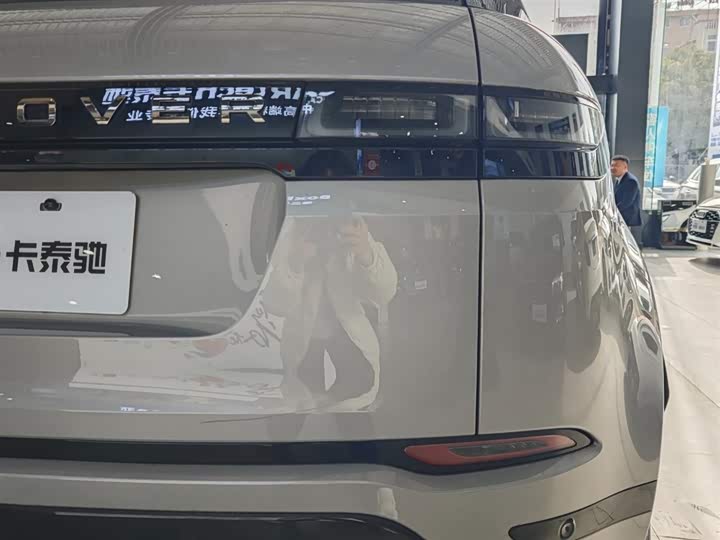 Фото 14 - Land Rover Range Rover Evoque L