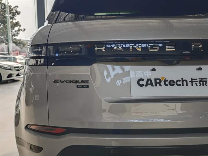 Фото 15 - Land Rover Range Rover Evoque L