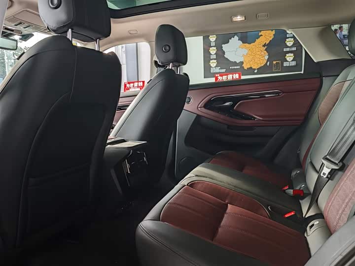 Фото 24 - Land Rover Range Rover Evoque L