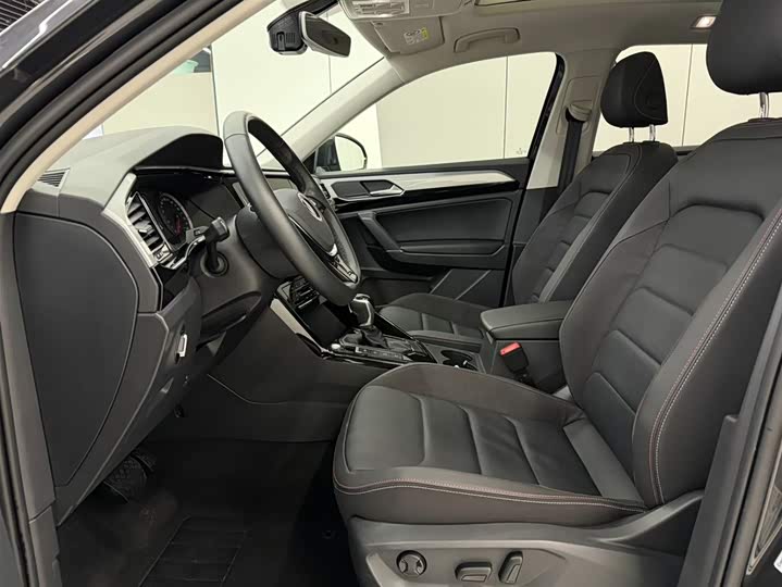 Фото 11 - Volkswagen Tayron