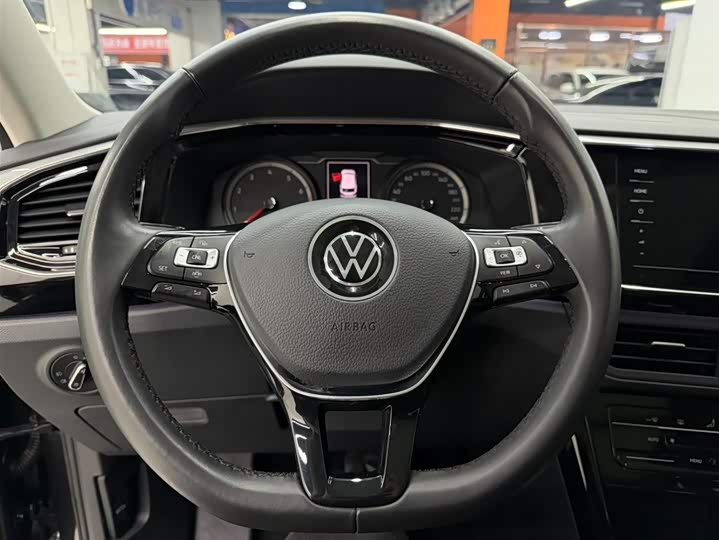 Фото 12 - Volkswagen Tayron