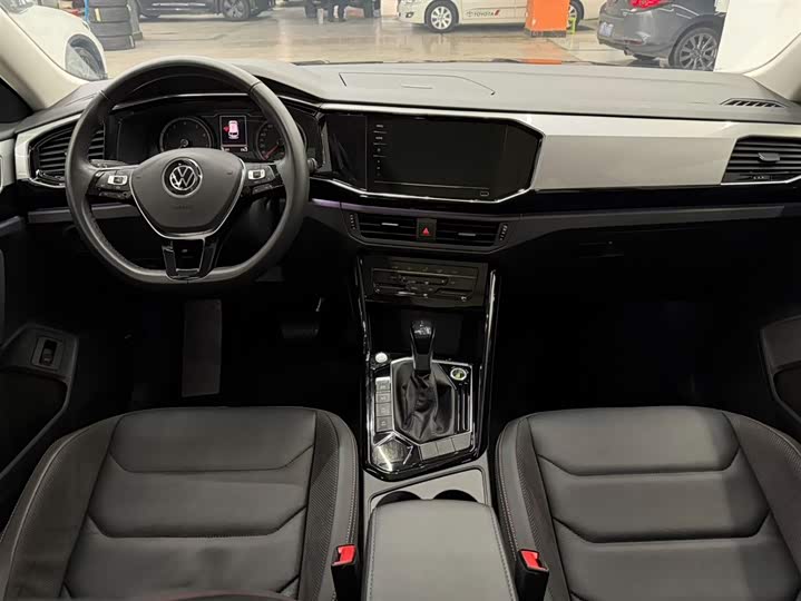 Фото 15 - Volkswagen Tayron