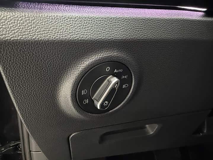 Фото 16 - Volkswagen Tayron