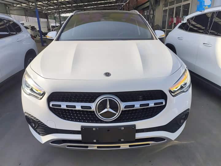 Фото 3 - Mercedes-Benz GLA-Class