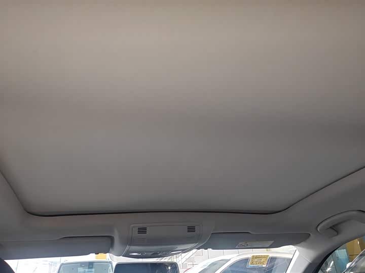 Фото 18 - Volkswagen T-Roc