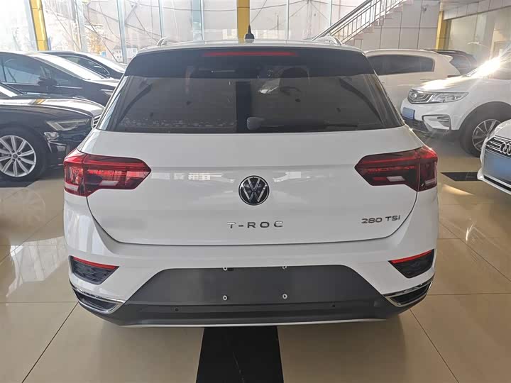 Фото 6 - Volkswagen T-Roc