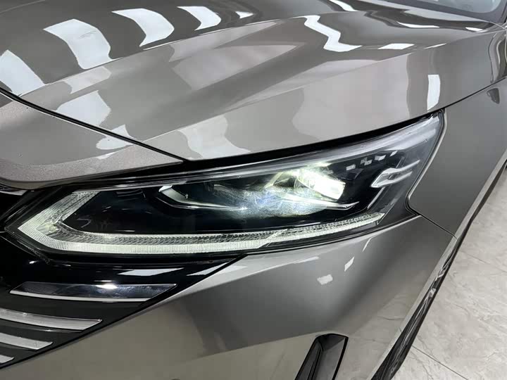 Фото 18 - Nissan Teana