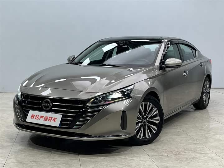 Фото 2 - Nissan Teana