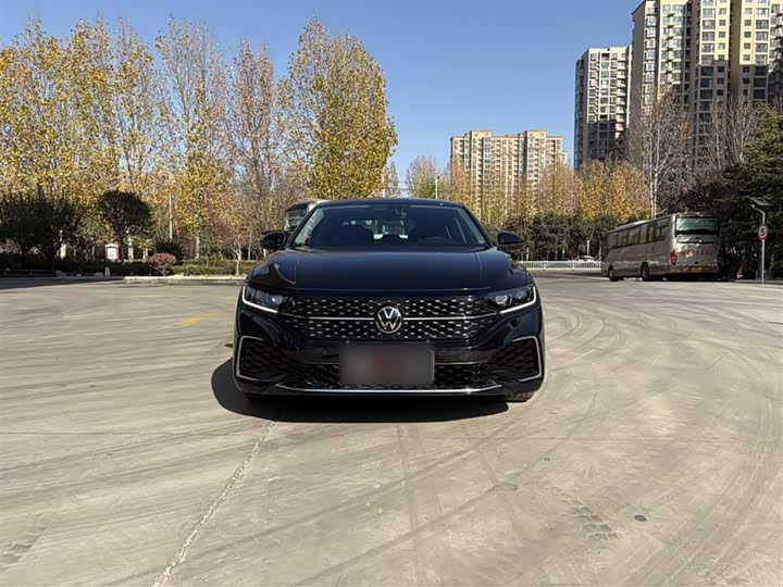 Фото 7 - Volkswagen Passat