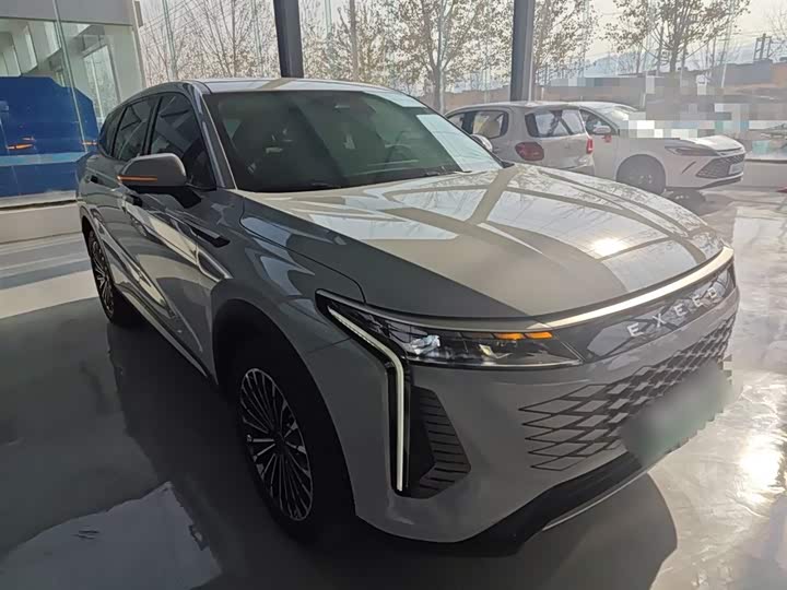 Фото 4 - Exeed RX C-DM Hybrid