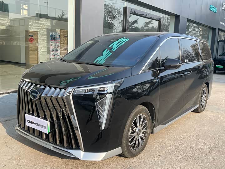 Фото 1 - GAC Trumpchi E9