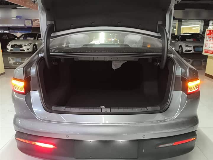 Фото 19 - BYD Seal 05 DM-i Hybrid