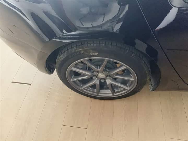 Фото 26 - Tesla Model 3