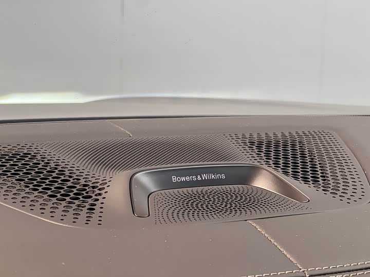 Фото 16 - BMW X7