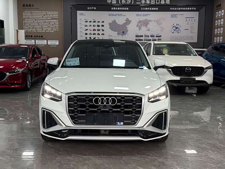 Фото 2 - Audi Q2L