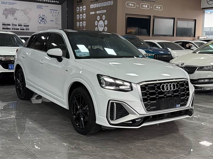 Фото 3 - Audi Q2L