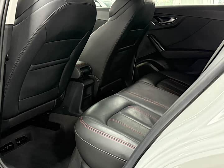 Фото 9 - Audi Q2L