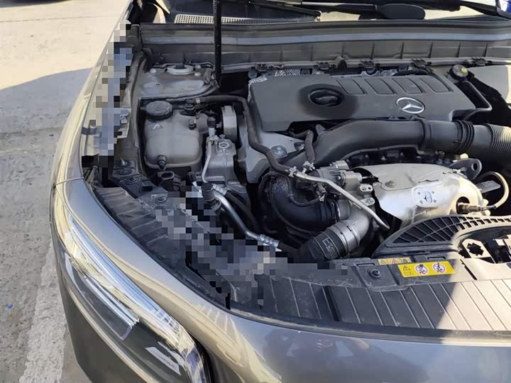 Фото 21 - Mercedes-Benz GLB-Class