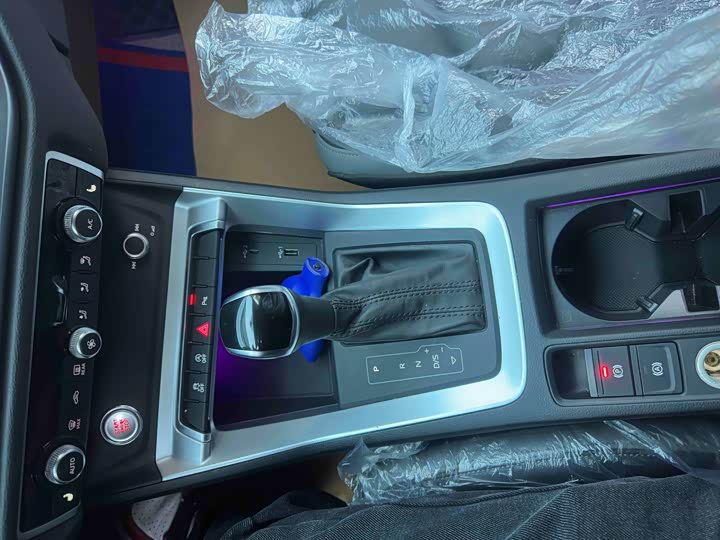 Фото 15 - Audi Q3