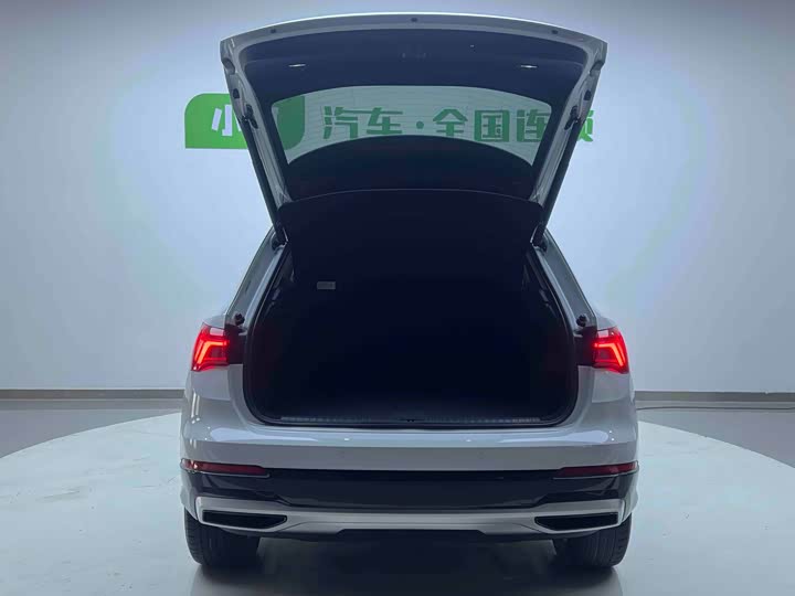 Фото 22 - Audi Q3