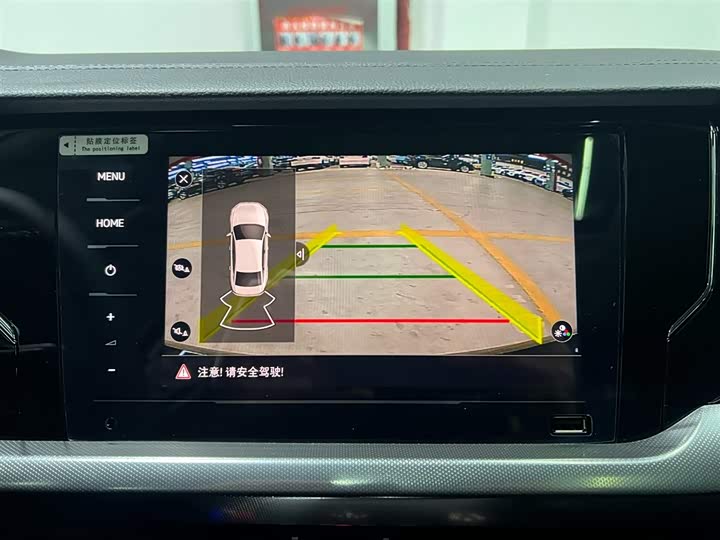 Фото 16 - Volkswagen Passat