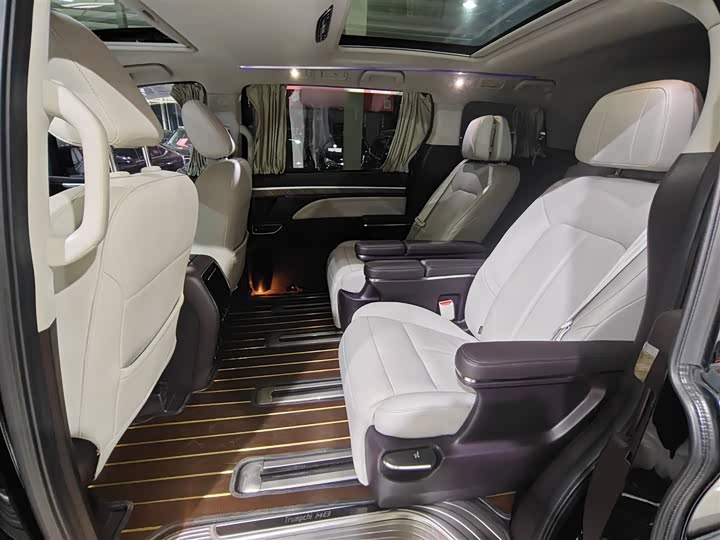 Фото 17 - GAC Trumpchi M8