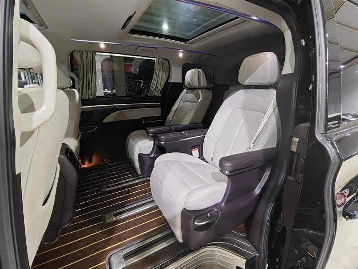 Фото 19 - GAC Trumpchi M8