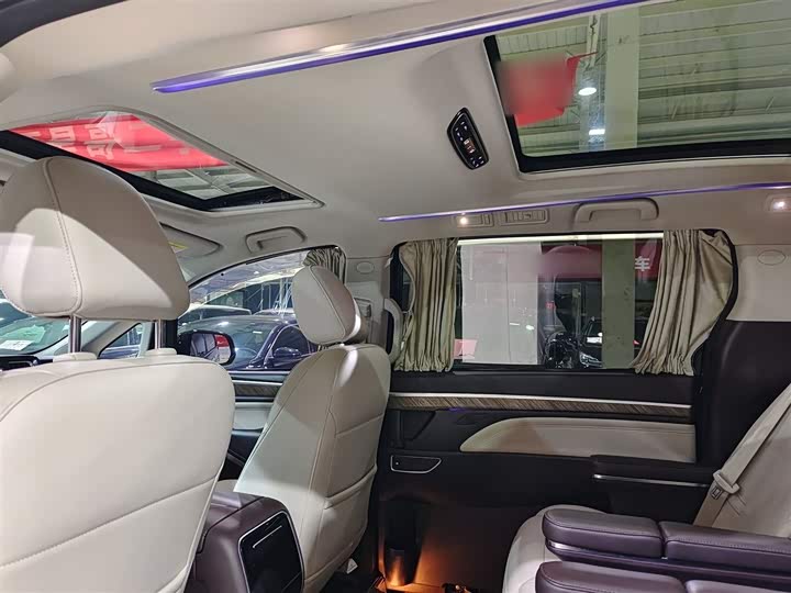 Фото 21 - GAC Trumpchi M8