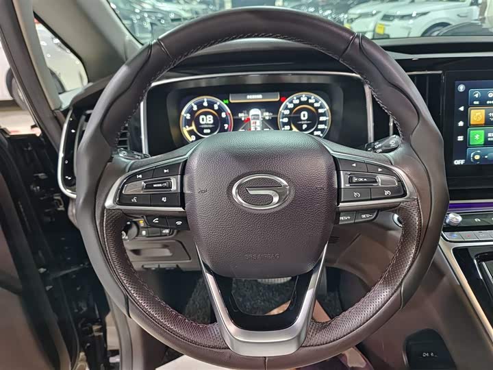 Фото 3 - GAC Trumpchi M8